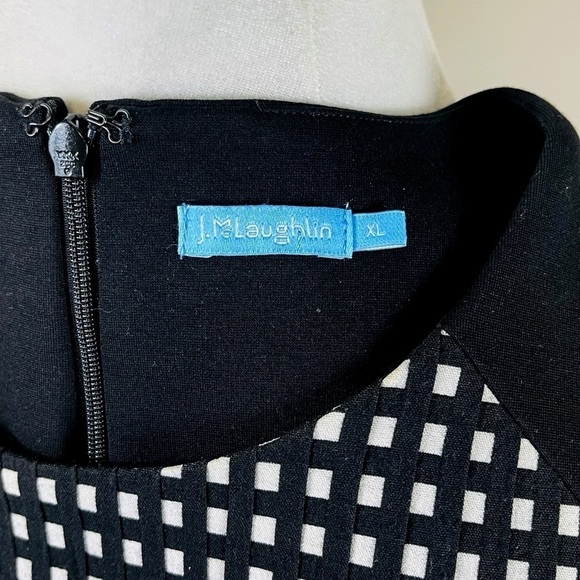 J. McLaughlin Black & White Grid Print Knit Peplum Blouse - XL - Picture 3 of 9